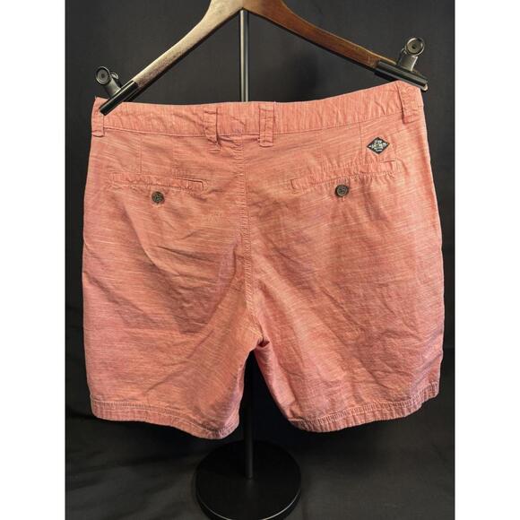 Flag & Anthem Shorts‎ Mens 32 Red Chambray Casual Summer Flat Front Lightweight - Picture 2 of 7